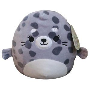 Squishmallow Isis Spotted Seal 8" Plush Stuffed Animal Gray Kellytoy 2021 Pillow